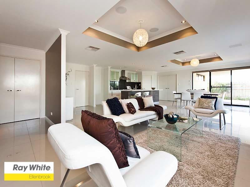 10 Geographe Loop, Ellenbrook WA 6069