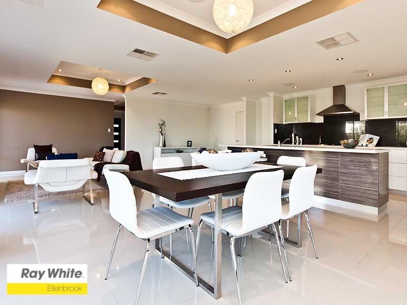 10 Geographe Loop, Ellenbrook WA 6069