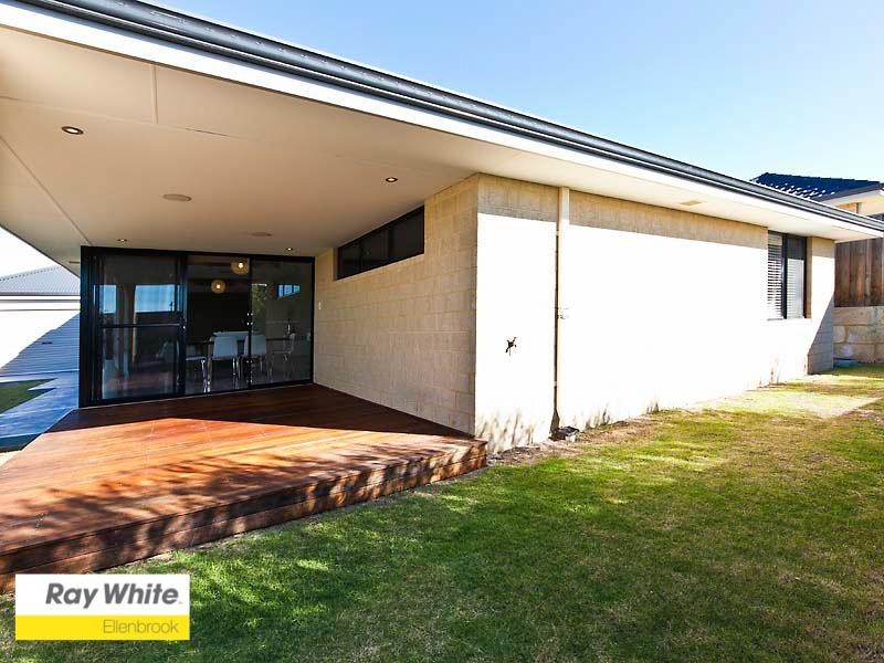 10 Geographe Loop, Ellenbrook WA 6069