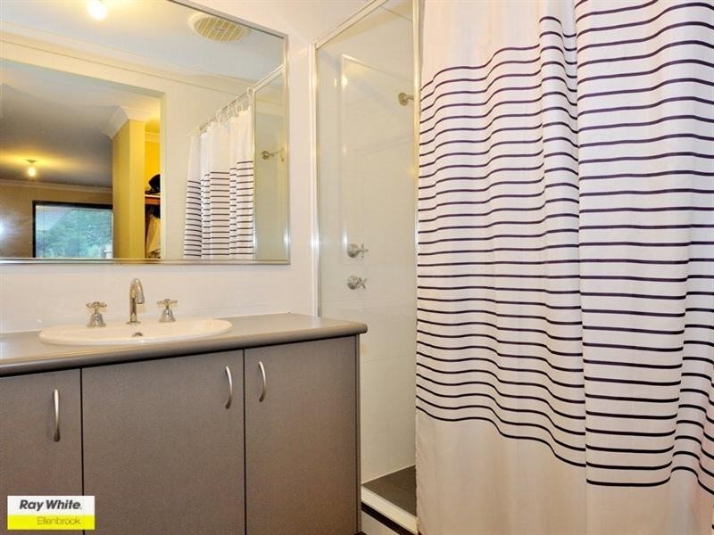 29 Stanbury Crescent, Ellenbrook WA 6069