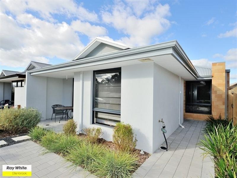29 Stanbury Crescent, Ellenbrook WA 6069