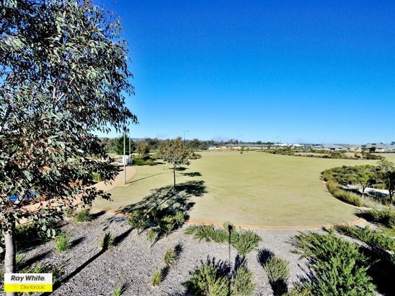 6/11 Hodnet Bend, Ellenbrook WA 6069