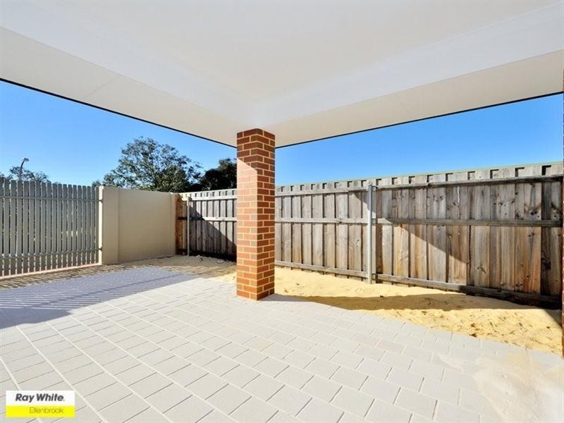 5/11 Hodnet Bend, Ellenbrook WA 6069