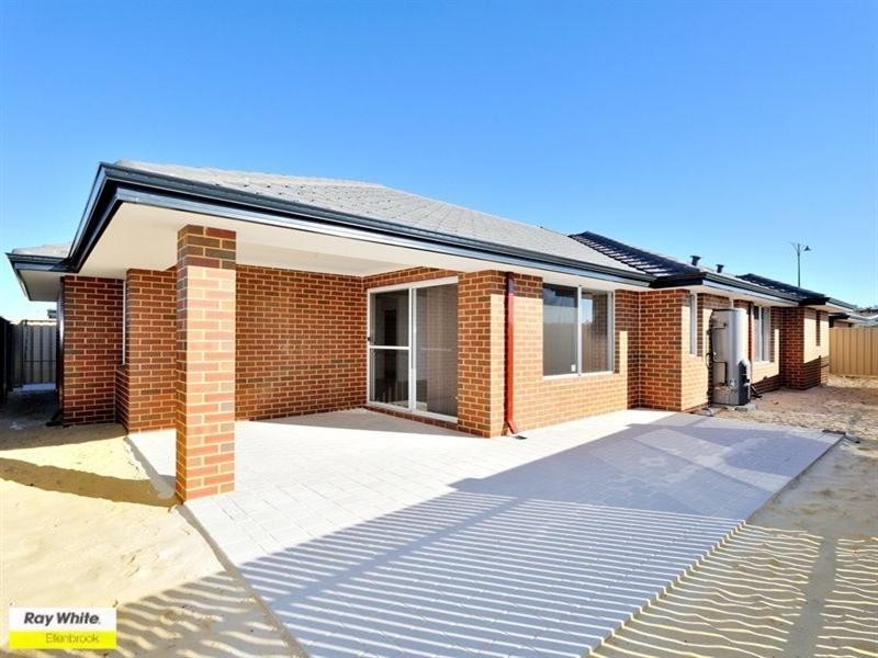 5/11 Hodnet Bend, Ellenbrook WA 6069
