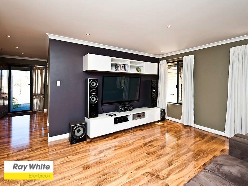 9 Galatea Pass, Ellenbrook WA 6069