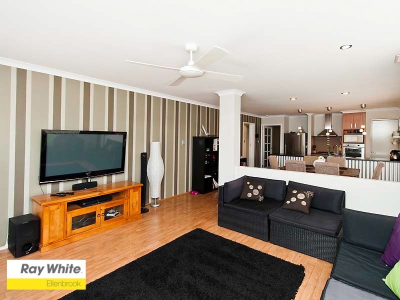 9 Galatea Pass, Ellenbrook WA 6069