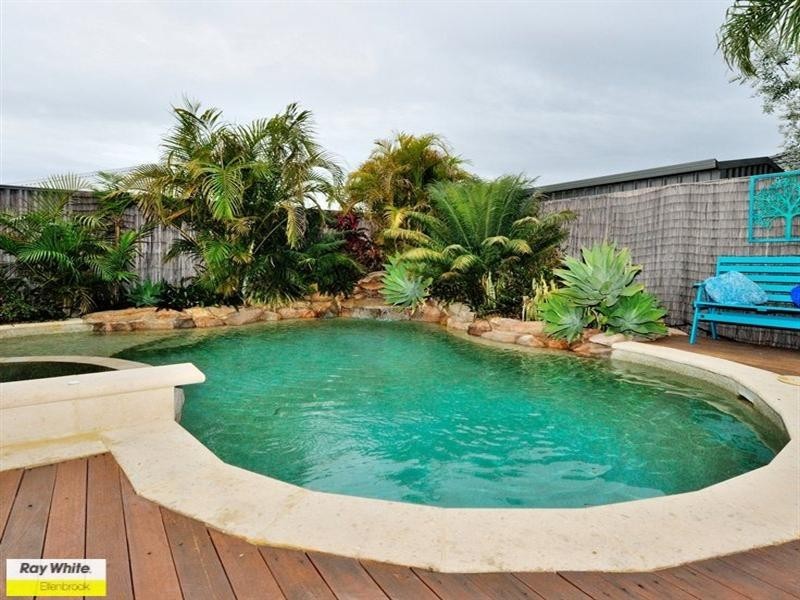 21 Demesne Circuit, Aveley WA 6069