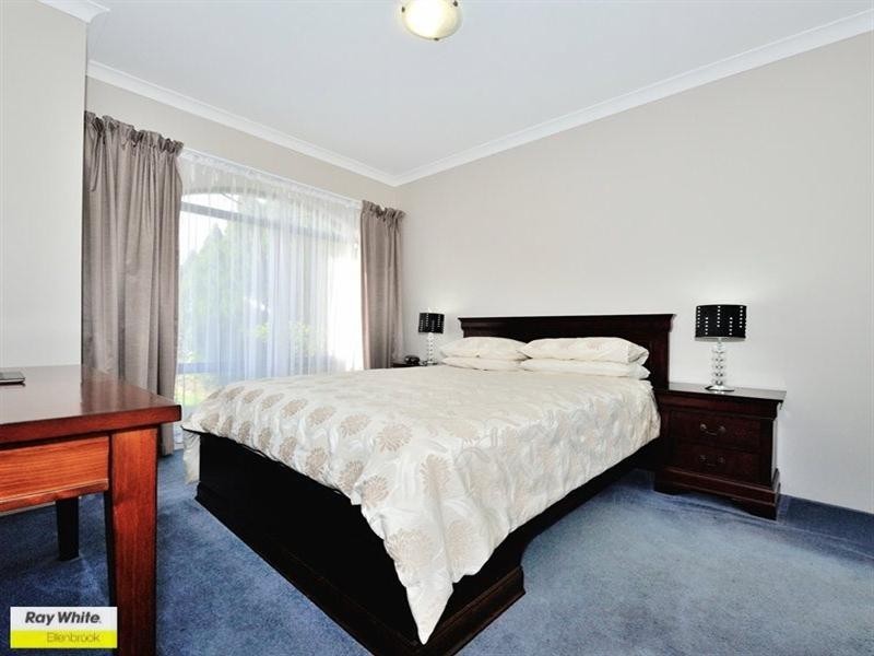 30 St Tropez Vista, Ellenbrook WA 6069