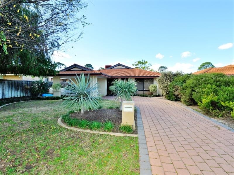 11 Morton Avenue, Ellenbrook WA 6069