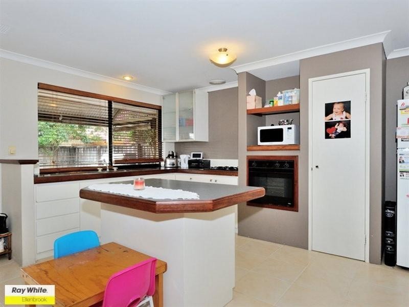 11 Morton Avenue, Ellenbrook WA 6069