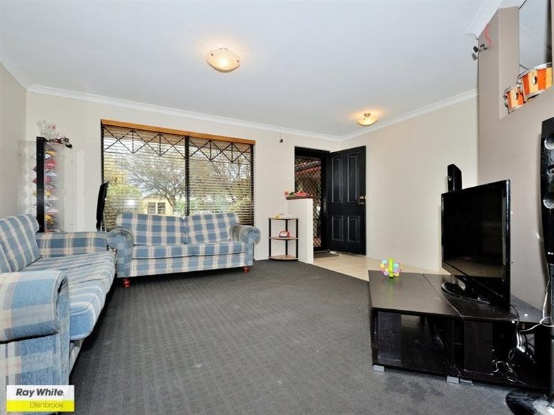 11 Morton Avenue, Ellenbrook WA 6069