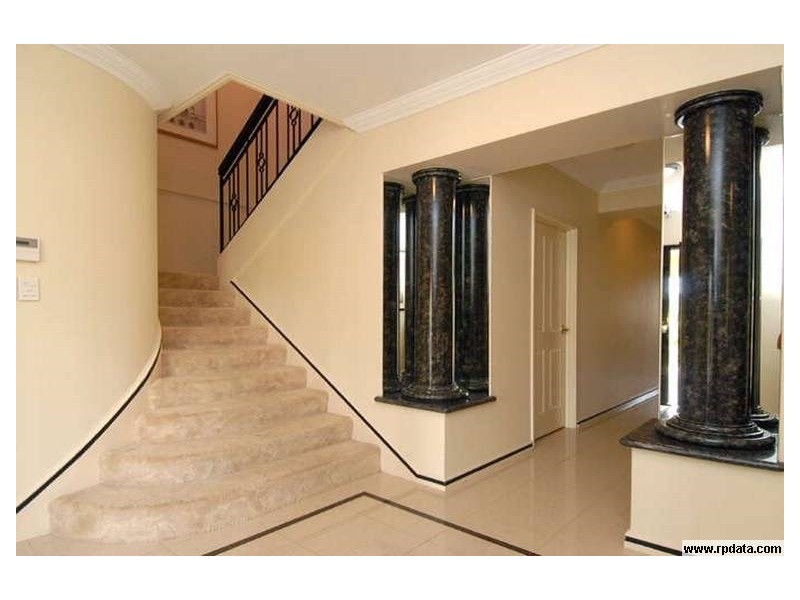 16 Santorini Turn, Ellenbrook WA 6069