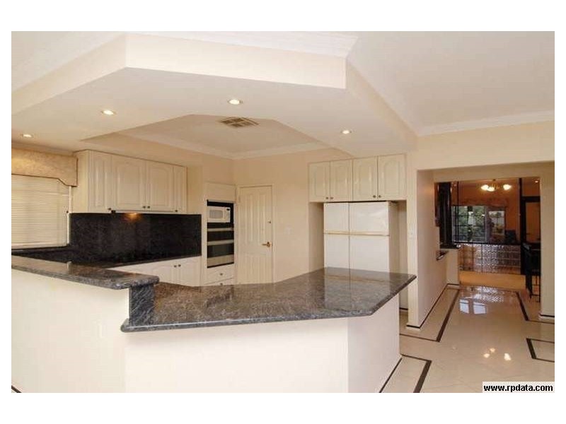 16 Santorini Turn, Ellenbrook WA 6069