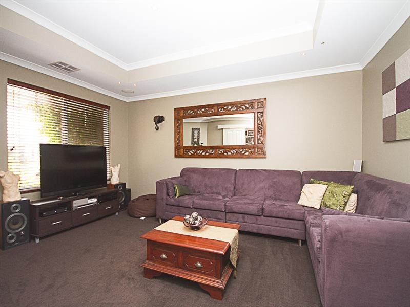 85 Edgecombe Pass, Aveley WA 6069