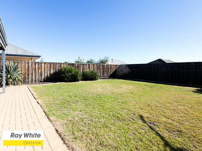 9 Branxholme Terrace, Ellenbrook WA 6069