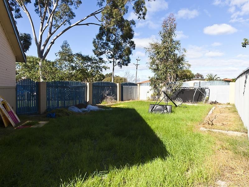 1 Rudge Place, Lockridge WA 6054