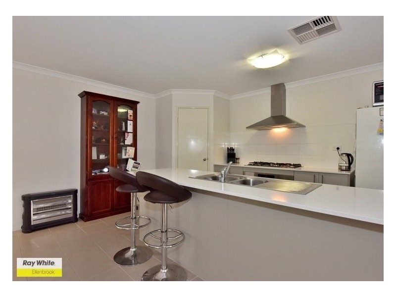 5 Integra Street, Aveley WA 6069