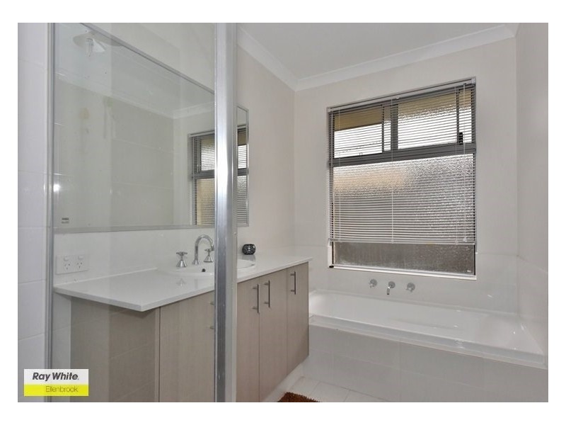 5 Integra Street, Aveley WA 6069