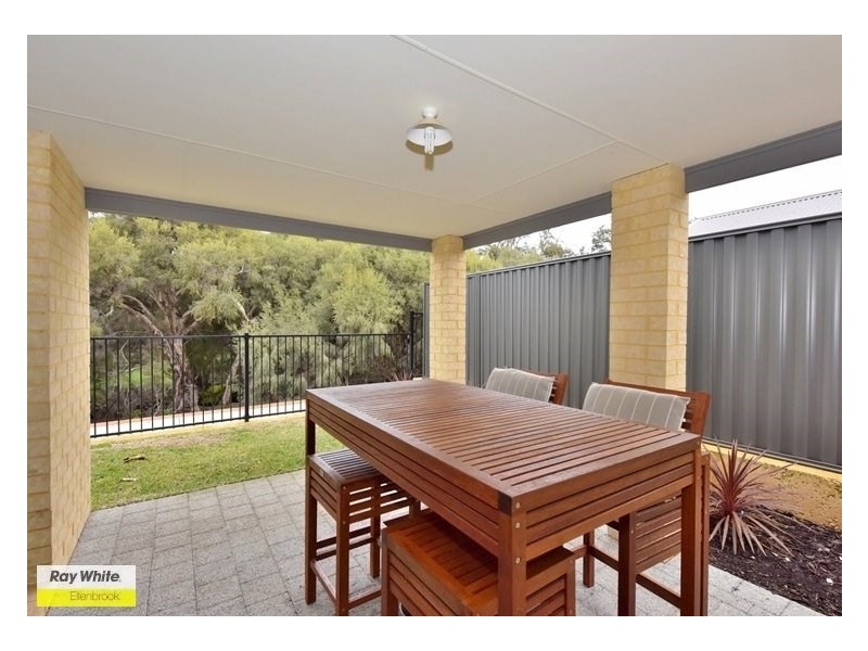 5 Integra Street, Aveley WA 6069