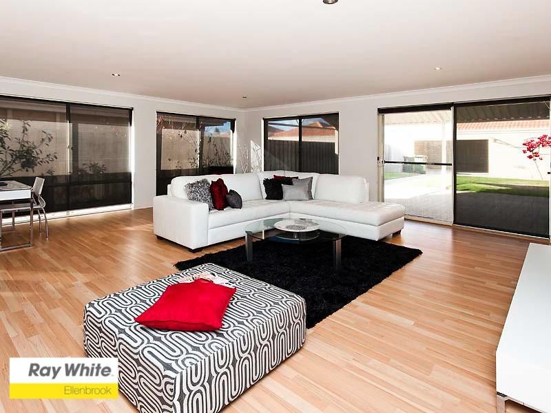 1 Skye Lane, Ellenbrook WA 6069