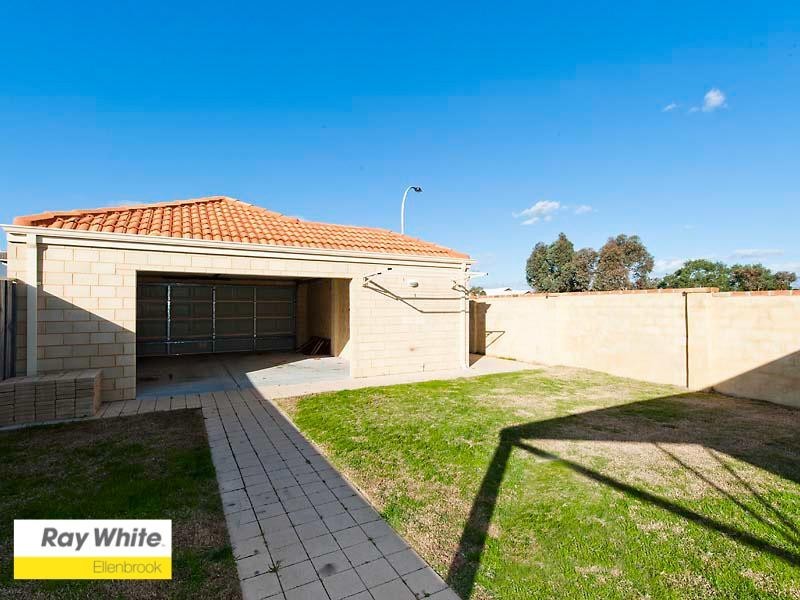 1 Skye Lane, Ellenbrook WA 6069