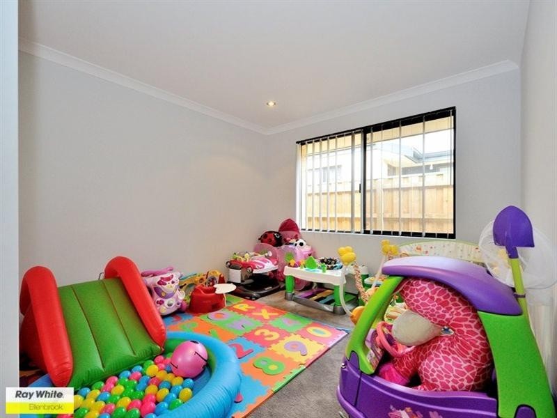 79 Redstone Trail, Ellenbrook WA 6069
