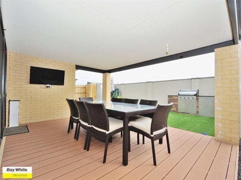 79 Redstone Trail, Ellenbrook WA 6069