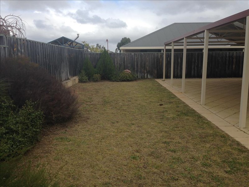 8 Tobermory Boulevard, Ellenbrook WA 6069