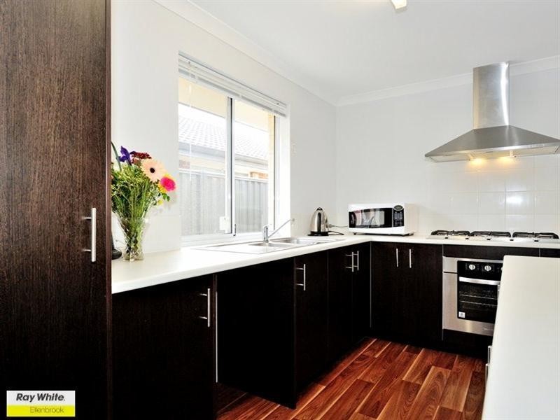 37 Bellazario Promenade, Aveley WA 6069