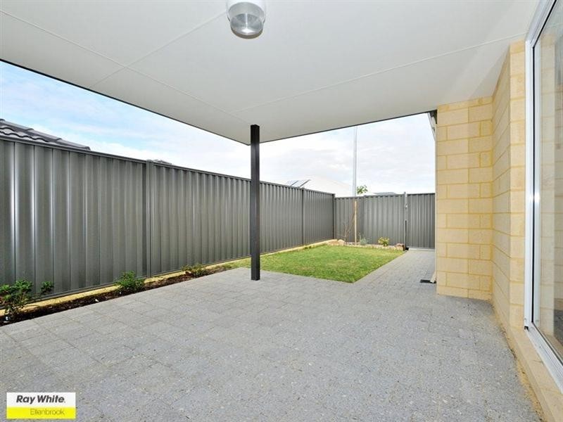 37 Bellazario Promenade, Aveley WA 6069