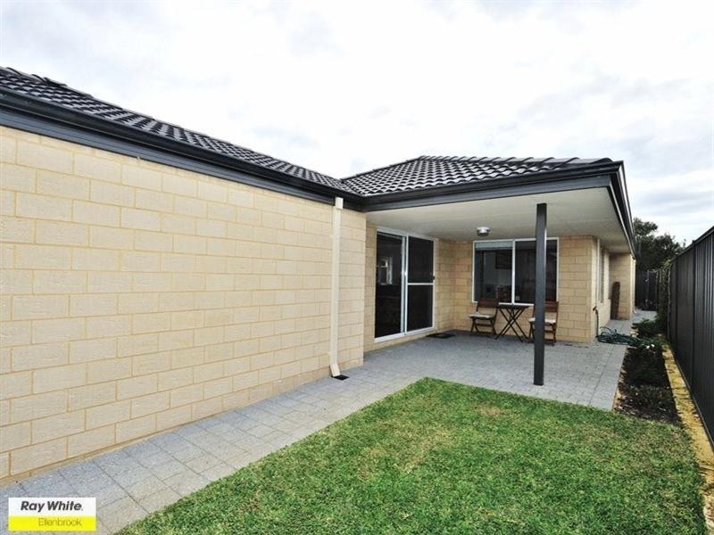 37 Bellazario Promenade, Aveley WA 6069