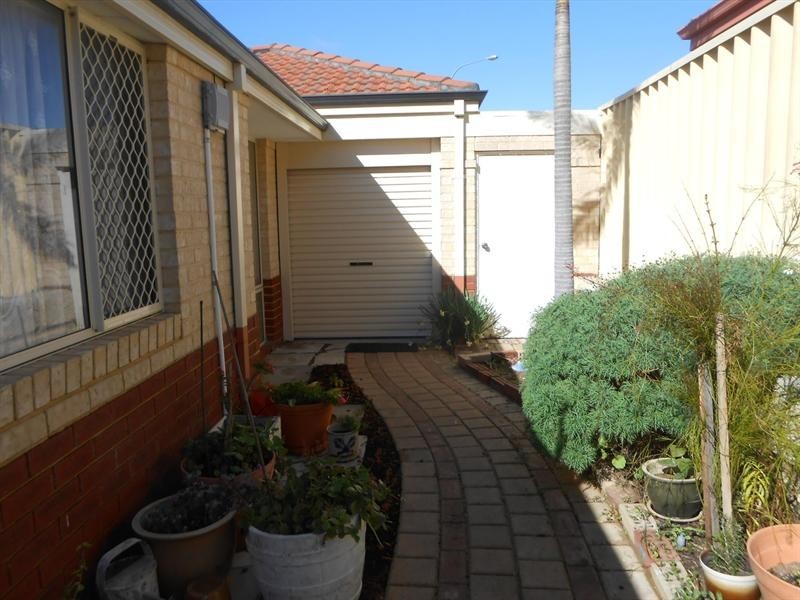 168 Woodvale Drive, Woodvale WA 6026