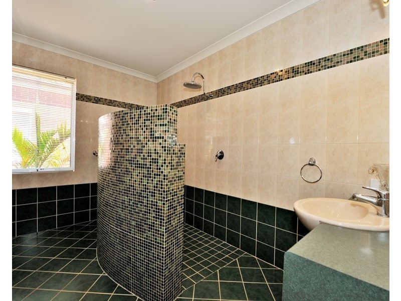 78 Sandown Circle, Henley Brook WA 6055