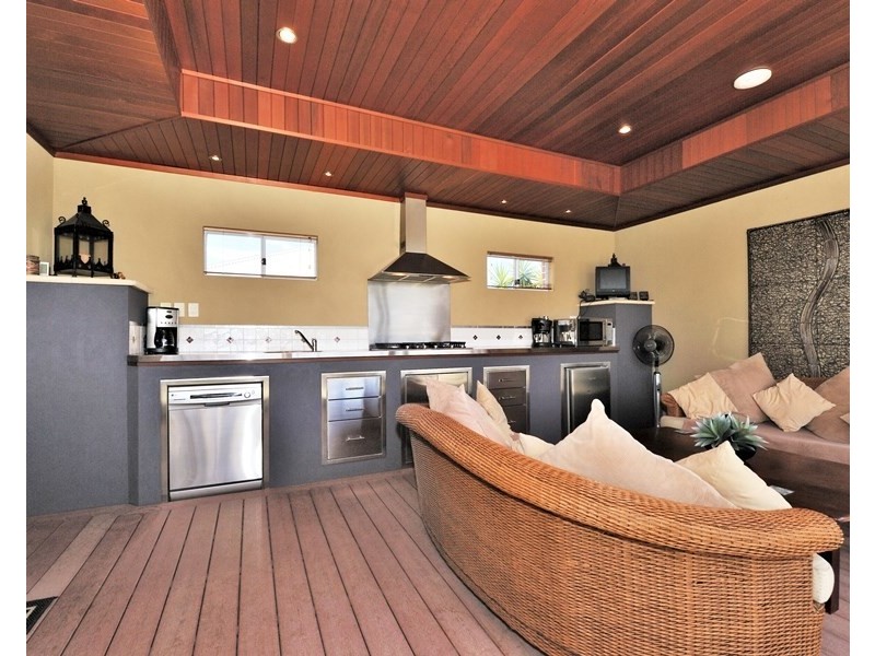 78 Sandown Circle, Henley Brook WA 6055