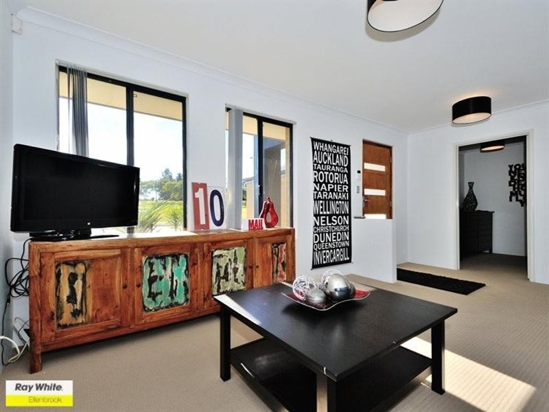10 Brumby Avenue, Henley Brook WA 6055