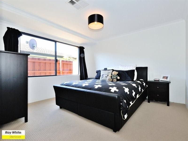 10 Brumby Avenue, Henley Brook WA 6055