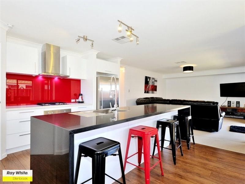 10 Brumby Avenue, Henley Brook WA 6055