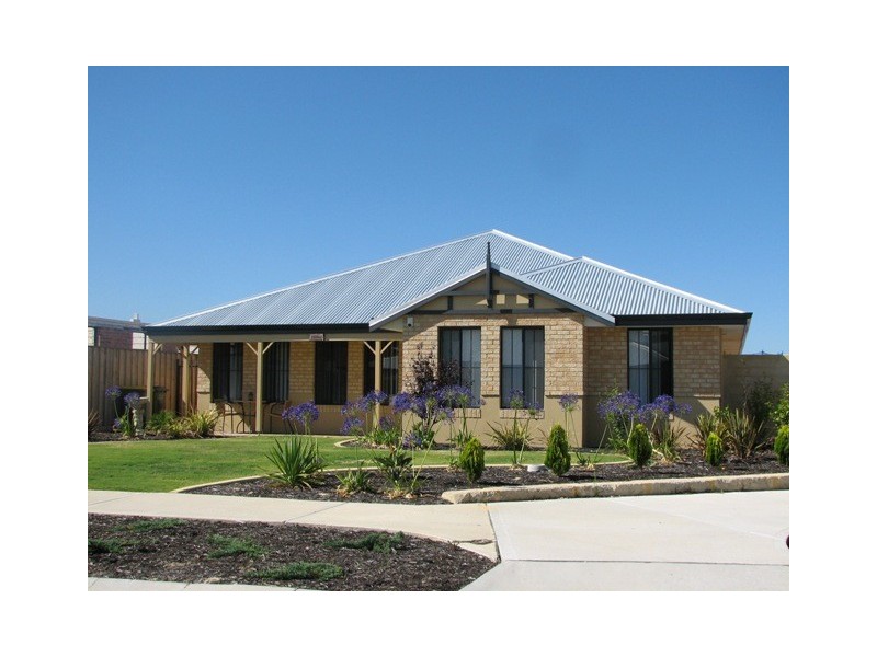 2 Derricap Avenue, Ellenbrook WA 6069