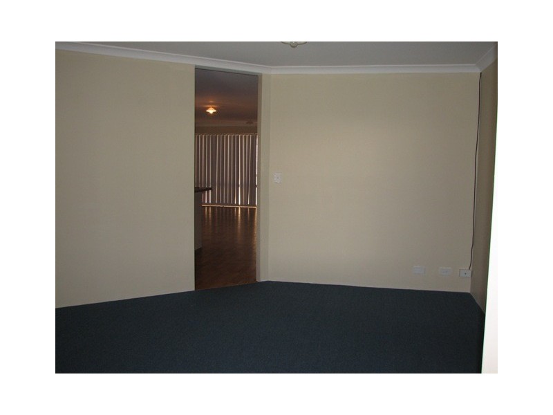 2 Derricap Avenue, Ellenbrook WA 6069