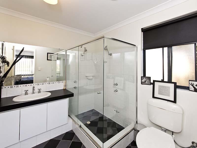 9 Thacker Way, Ellenbrook WA 6069