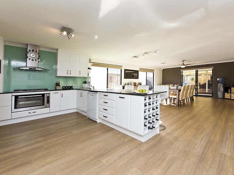 9 Thacker Way, Ellenbrook WA 6069