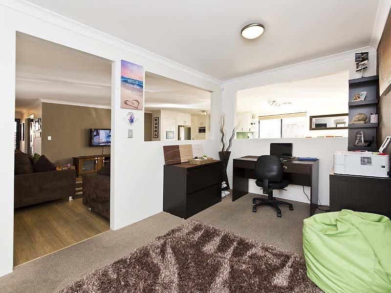 9 Thacker Way, Ellenbrook WA 6069