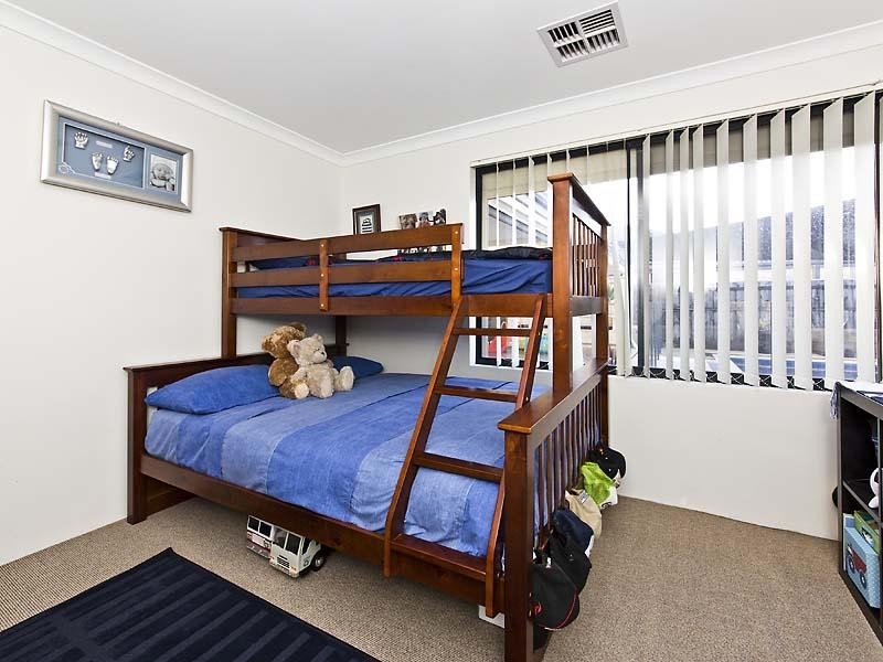 9 Thacker Way, Ellenbrook WA 6069