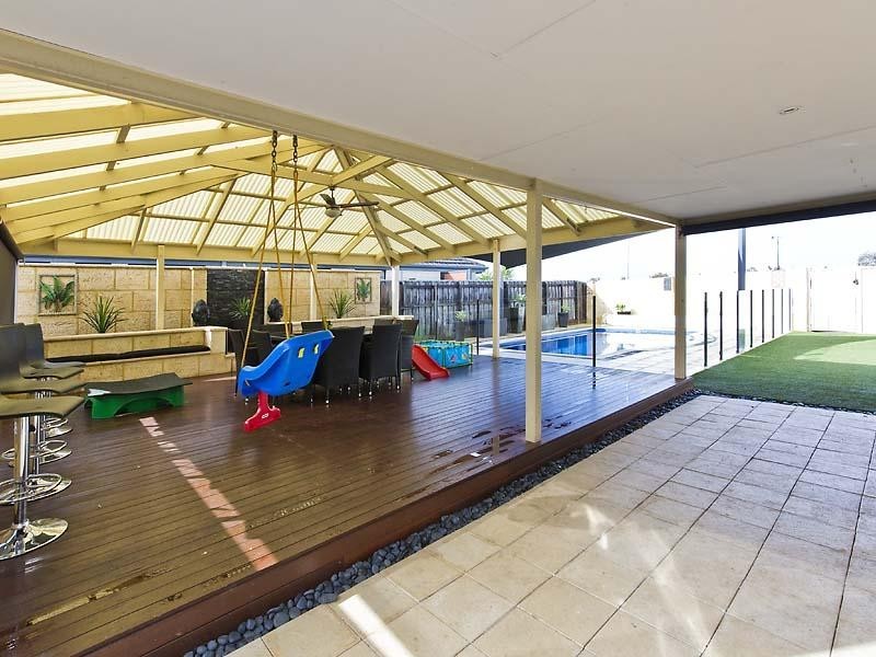 9 Thacker Way, Ellenbrook WA 6069