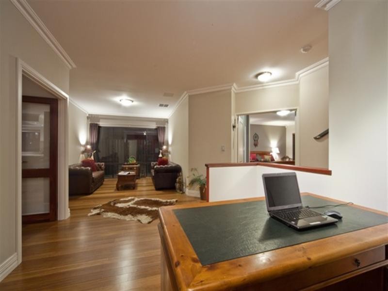 19 Satine Turn, Aveley WA 6069