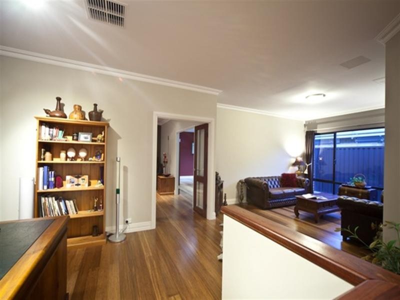 19 Satine Turn, Aveley WA 6069