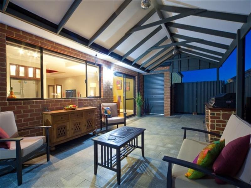 19 Satine Turn, Aveley WA 6069