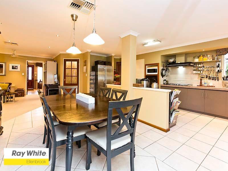 40 Forestview Boulevard, Ellenbrook WA 6069