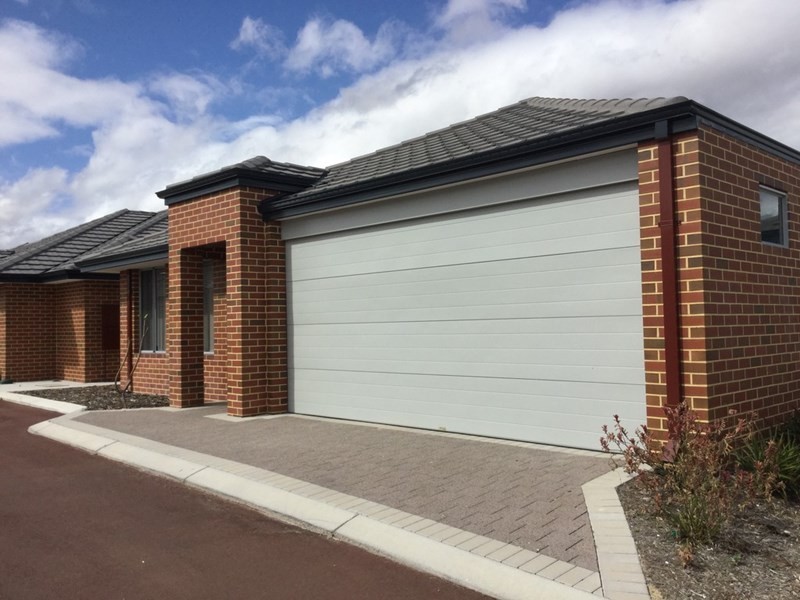 10/11 Hodnet Bend, The Vines WA 6069