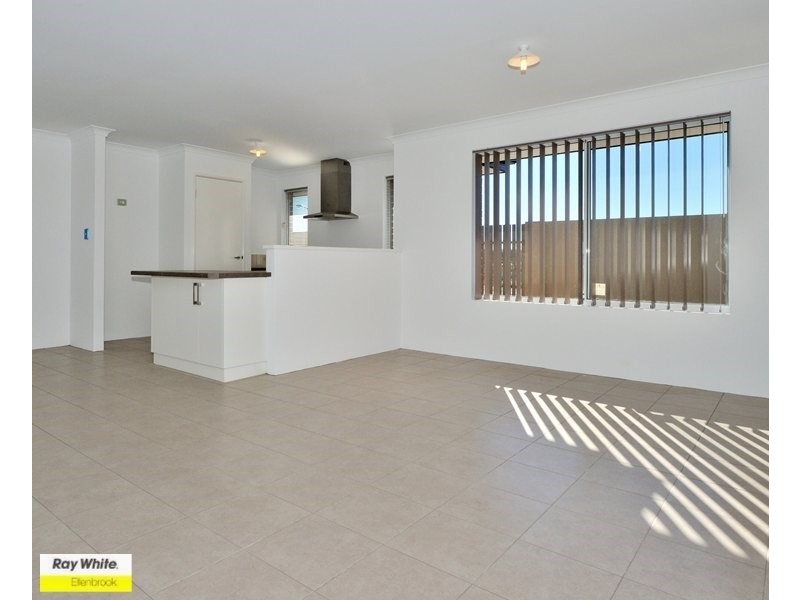 10/11 Hodnet Bend, The Vines WA 6069